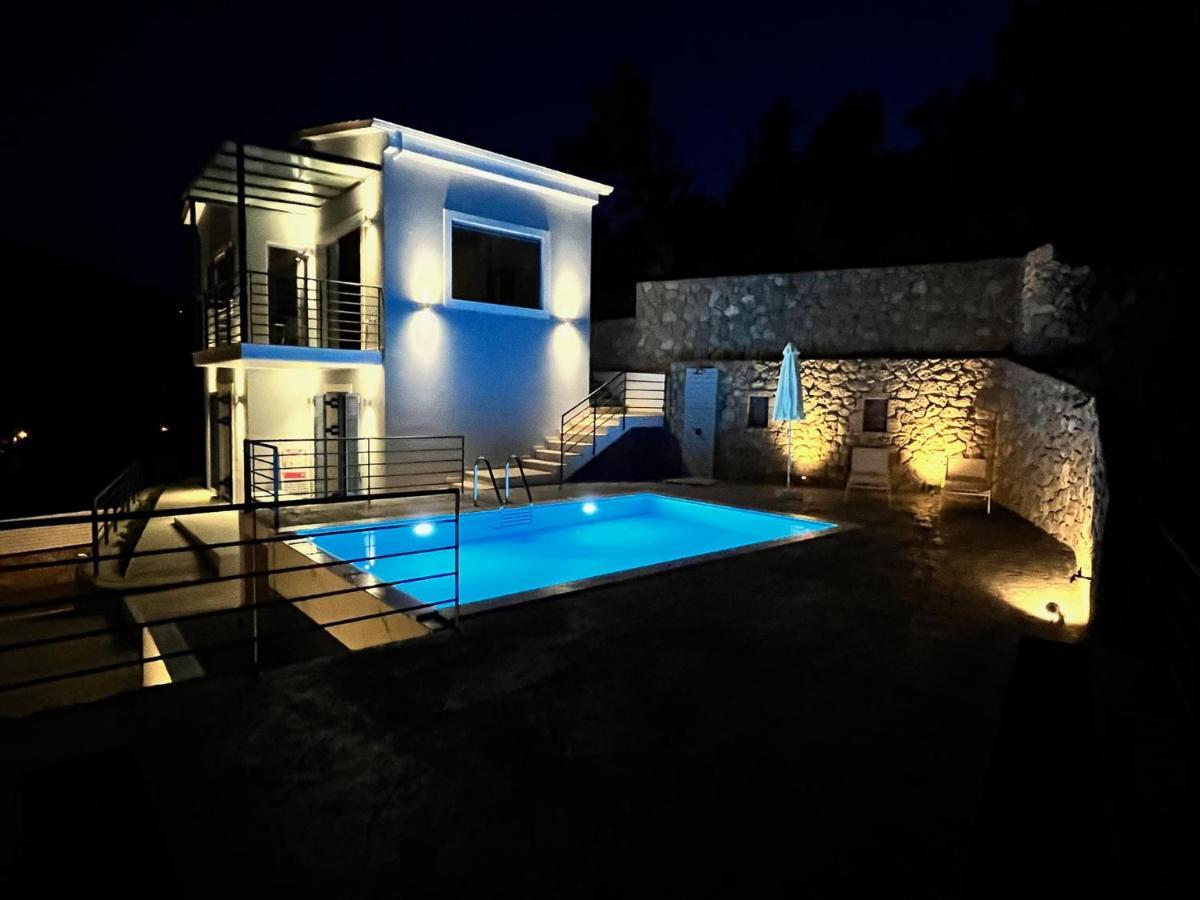 Katerina'S Village Ayios Nikitas Luaran gambar