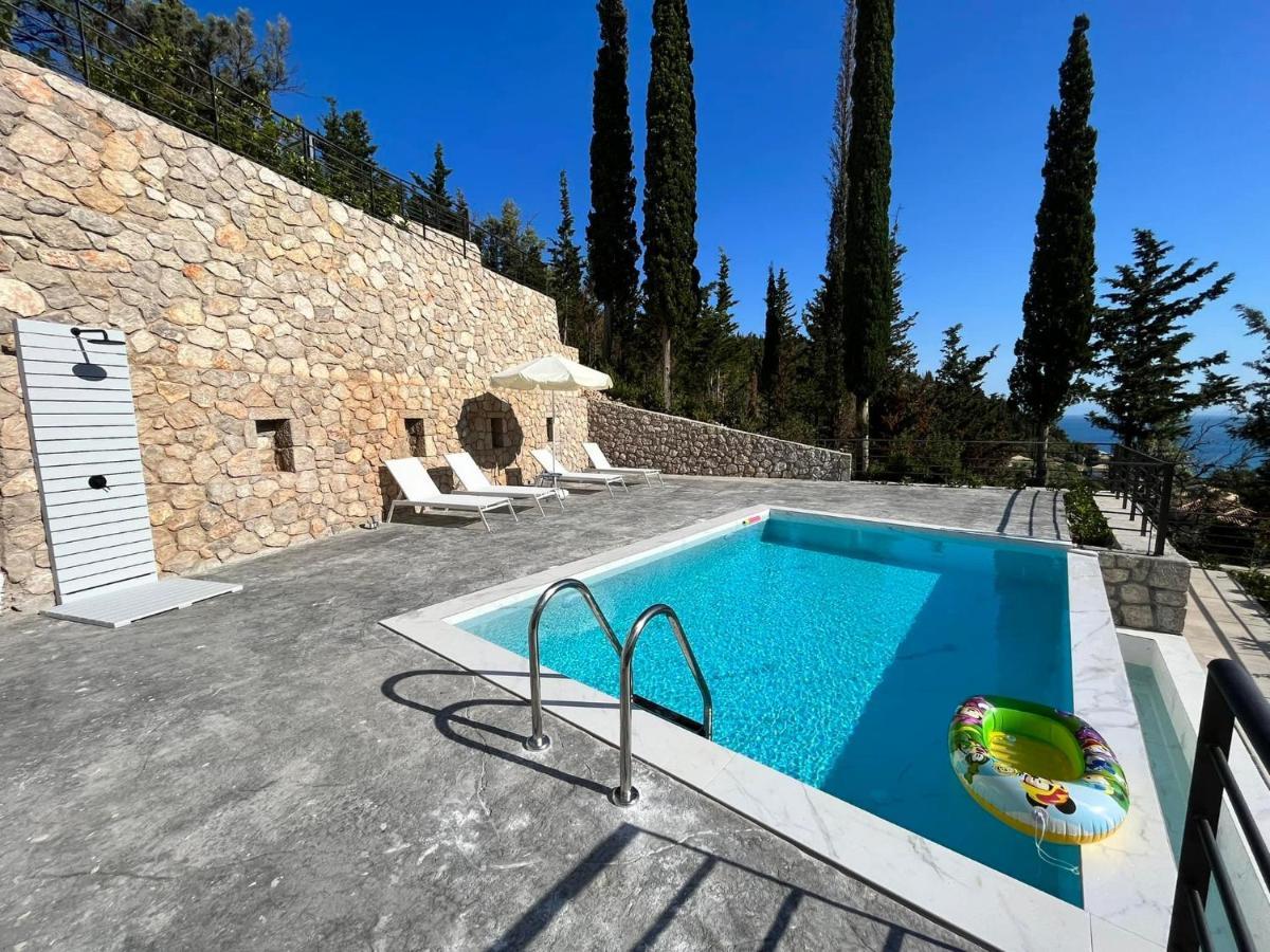 Katerina'S Village Ayios Nikitas Luaran gambar