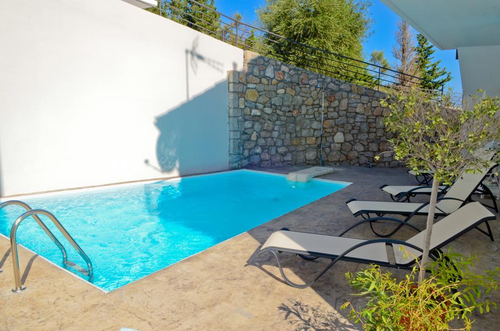 Katerina'S Village Ayios Nikitas Luaran gambar