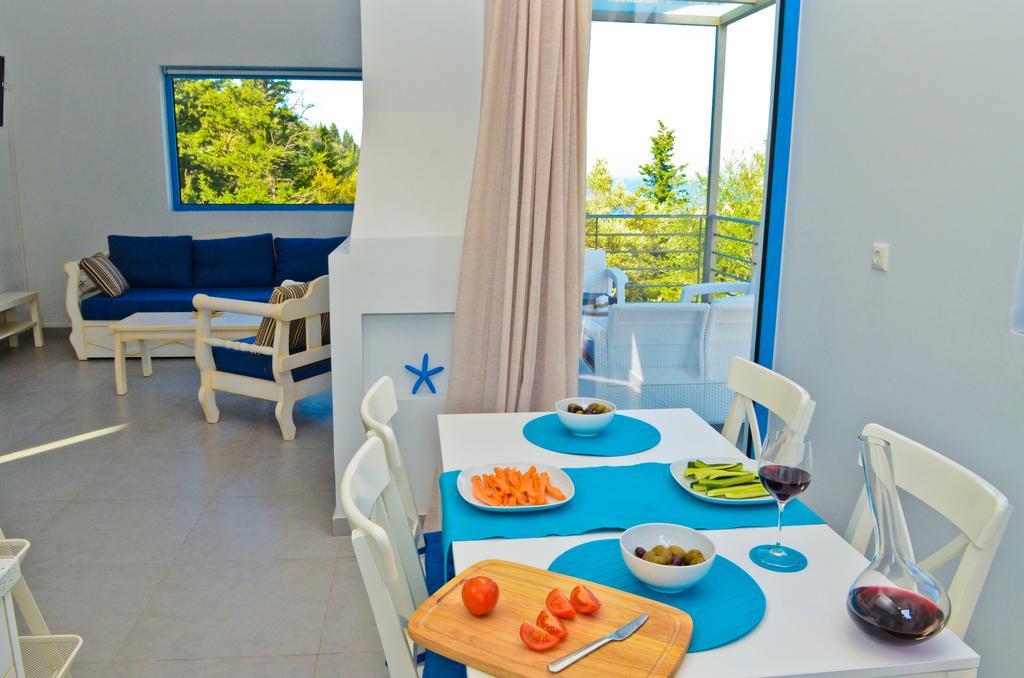 Katerina'S Village Ayios Nikitas Luaran gambar