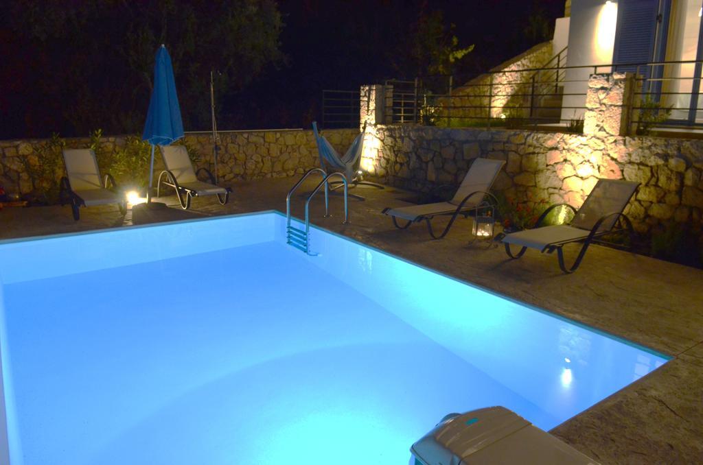 Katerina'S Village Ayios Nikitas Luaran gambar
