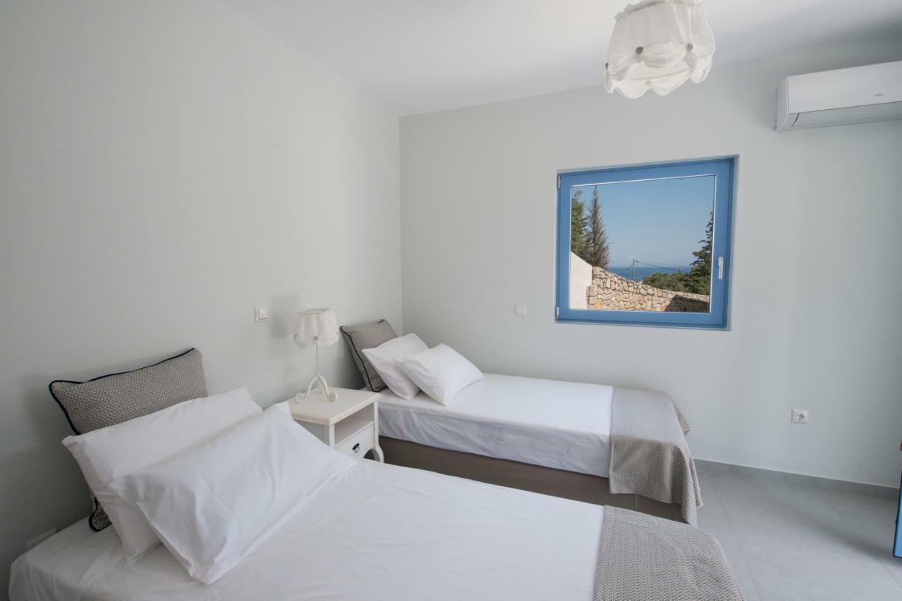 Katerina'S Village Ayios Nikitas Luaran gambar